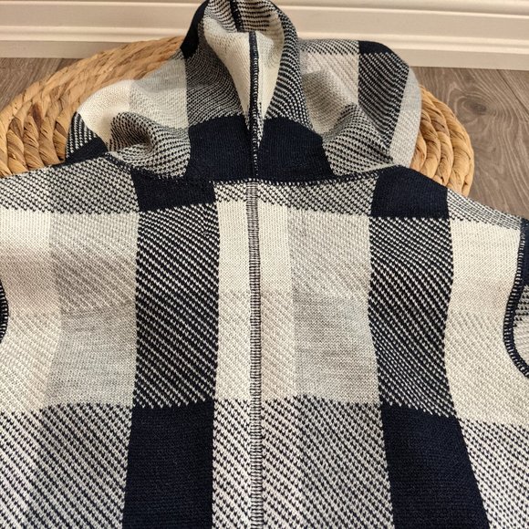 NWOT Unisex (M: XS / W: S) - FRENCH CONNECTION Plaid Sweater Hoodie - Picture 6 of 7